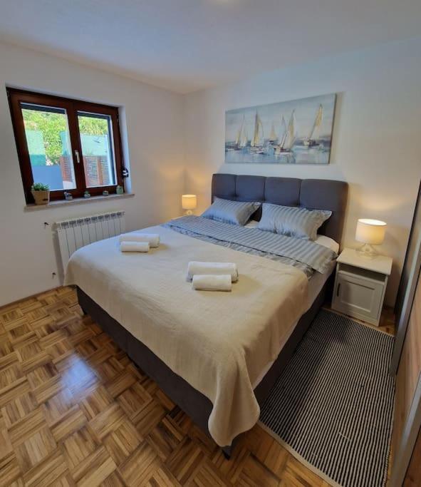 Villa Castanea - Kuca Za Odmor S Bazenom Kukci Екстер'єр фото